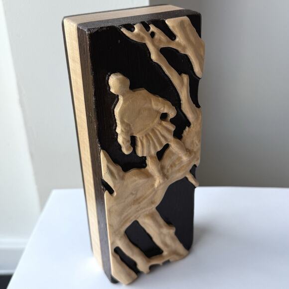 Dog Might Games Dungeons & Dragons Wood Magnetic Dice Box Tower Lost Odyssey D&D - Picture 3 of 10